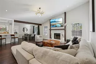 665 Eastpointe Pkwy, Sarasota, FL 34232 - Photo 6