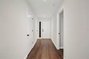 665 Eastpointe Pkwy, Sarasota, FL 34232 - Photo 4