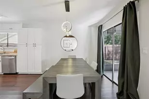 665 Eastpointe Pkwy, Sarasota, FL 34232 - Photo 16