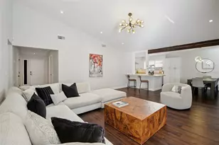 665 Eastpointe Pkwy, Sarasota, FL 34232 - Photo 10