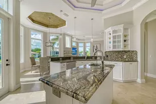 610 Yardarm Ln, Longboat Key, FL 34228 - Photo 16