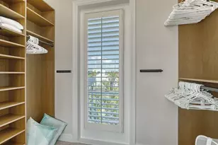 610 Yardarm Ln, Longboat Key, FL 34228 - Photo 38