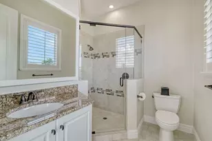 610 Yardarm Ln, Longboat Key, FL 34228 - Photo 36