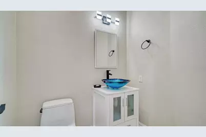 610 Yardarm Lane, Longboat Key, FL 34228 - Photo 22