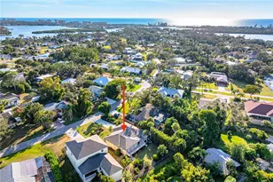 304 Pine Rd, Nokomis, FL 34275 - Photo 36