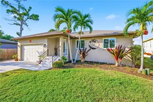 304 Pine Rd, Nokomis, FL 34275 - Photo 2