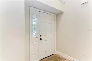 729 Brightside Crescent Dr, Venice, FL 34293 - Photo 4