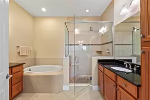 266 Sapphire Lake Dr, Bradenton, FL 34209 - Photo 40