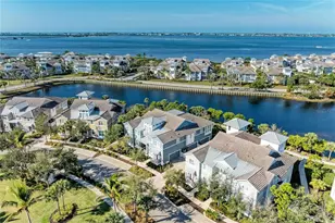 266 Sapphire Lake Dr, Bradenton, FL 34209 - Photo 2