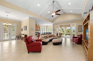 266 Sapphire Lake Dr, Bradenton, FL 34209 - Photo 10