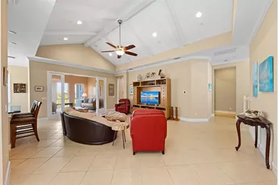 266 Sapphire Lake Drive #202, Bradenton, FL 34209 - Photo 10