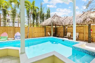 705 N Shore Dr, Anna Maria, FL 34216 - Photo 32