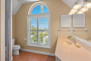 705 N Shore Dr, Anna Maria, FL 34216 - Photo 46