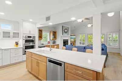 705 N Shore Drive, Anna Maria, FL 34216 - Photo 20