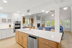 705 N Shore Dr, Anna Maria, FL 34216 - Photo 20