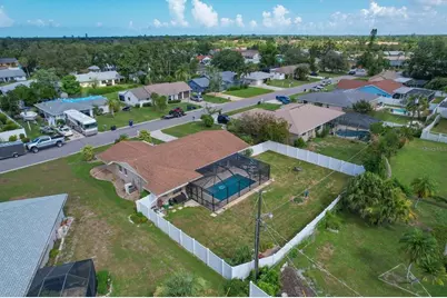 426 Canterbury Road, Venice, FL 34293 - Photo 34