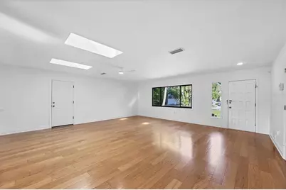 1632 Worrington Street, Sarasota, FL 34231 - Photo 8