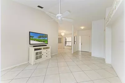 101 Southampton Place N #248, Venice, FL 34293 - Photo 8