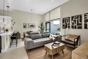 1558 4th St, Sarasota, FL 34236 - Photo 4