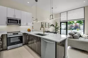 1558 4th St, Sarasota, FL 34236 - Photo 20