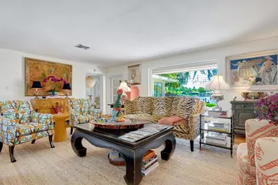 1542 Gulfview Drive, Sarasota, FL 34236 - Photo 10