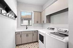 724 Crosswind Ave, Sarasota, FL 34240 - Photo 32