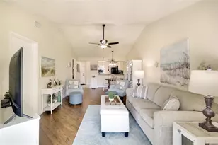 5903 36th Ave Cir W, Bradenton, FL 34209 - Photo 8