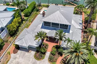 878 Freeling Dr, Sarasota, FL 34242 - Photo 10