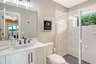 878 Freeling Dr, Sarasota, FL 34242 - Photo 44