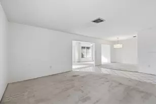 6811 10th Ave W, Bradenton, FL 34209 - Photo 8