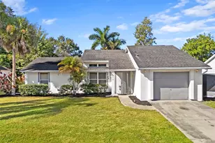 5612 22nd St E, Bradenton, FL 34203 - Photo 1