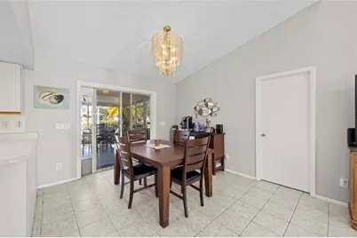 5612 22nd Street E, Bradenton, FL 34203 - Photo 8