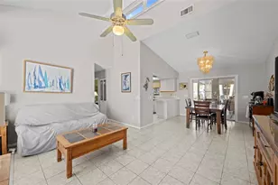 5612 22nd St E, Bradenton, FL 34203 - Photo 2