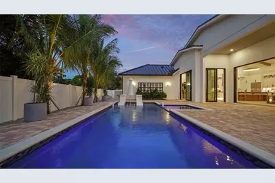 1915 Tulip Drive, Sarasota, FL 34239 - Photo 48