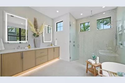 1915 Tulip Drive, Sarasota, FL 34239 - Photo 30