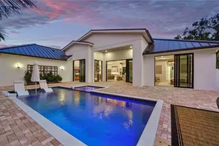 1915 Tulip Dr, Sarasota, FL 34239 - Photo 46