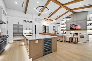 1915 Tulip Dr, Sarasota, FL 34239 - Photo 26