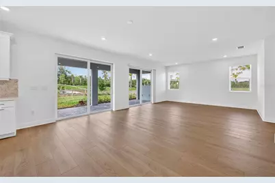 7543 Hawkstone Drive, Sarasota, FL 34241 - Photo 12