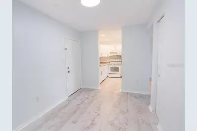 5503 Fountain Lake Circle #104, Bradenton, FL 34207 - Photo 4