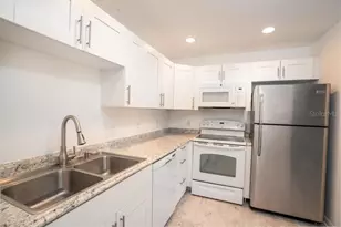 5503 Fountain Lake Cir, Bradenton, FL 34207 - Photo 8