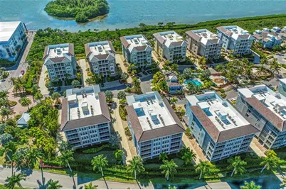 391 Aruba Circle #101, Bradenton, FL 34209 - Photo 2