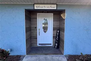 4082 Velarde Ln, Sarasota, FL 34235 - Photo 2