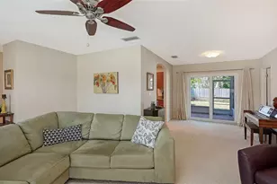 3957 Breezemont Dr, Sarasota, FL 34232 - Photo 8