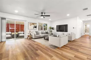 1514 Stonehaven Way, Tarpon Springs, FL 34689 - Photo 4