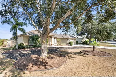 4542 35th Avenue Circle E, Palmetto, FL 34221 - Photo 2
