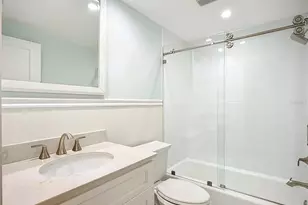 1621 Boathouse Cir, Sarasota, FL 34231 - Photo 24