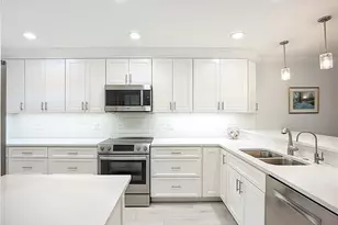 1621 Boathouse Cir, Sarasota, FL 34231 - Photo 4