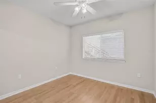 3958 Mediterranea Cir, Sarasota, FL 34233 - Photo 18