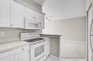 3958 Mediterranea Cir, Sarasota, FL 34233 - Photo 16