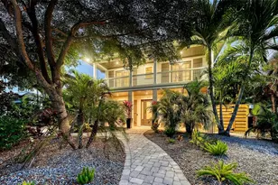 1690 Arlington St, Sarasota, FL 34239 - Photo 1